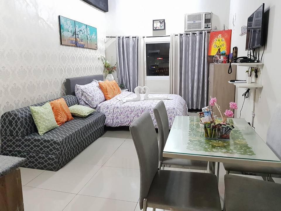 Luxanos Condo Place- San Marino Себу Экстерьер фото